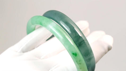 The Ultimate Guide to Jade Bangle Shopping (Everything You Need to Know)