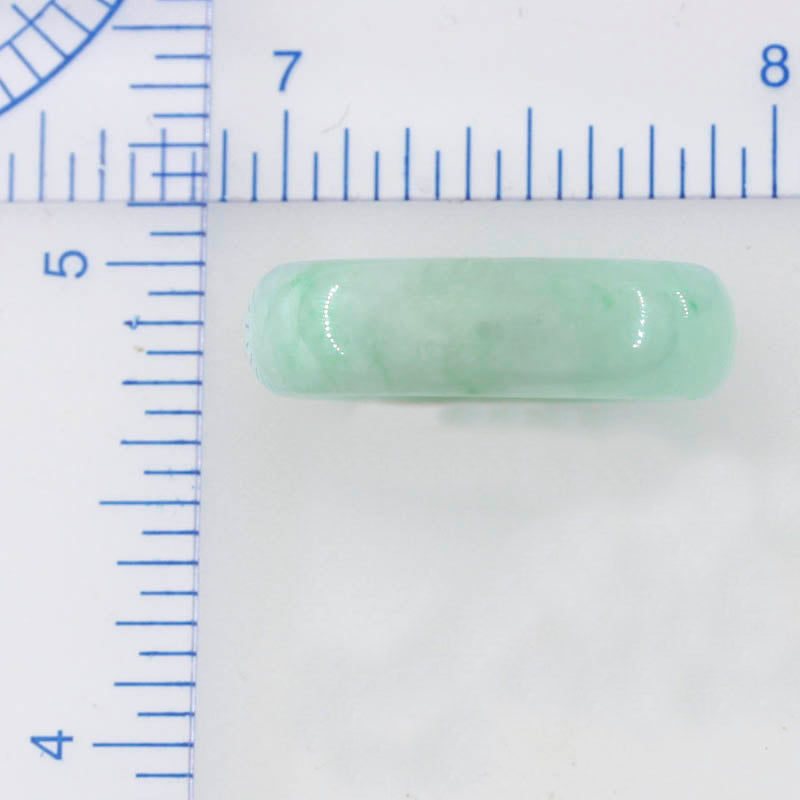 GREEN JADEITE JADE BAND RING FINGER SIZE 8.25 UPC #179394