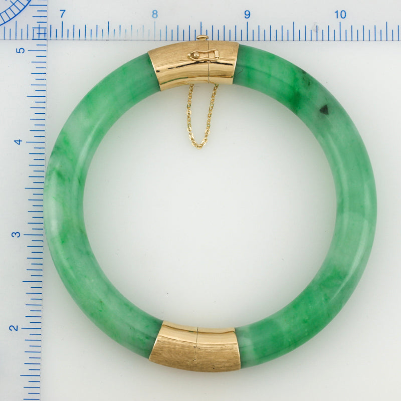 14K Yellow Gold Green Jadeite Jade Hinge and Clasp Bangle Size 67.7MM | UPC #382022
