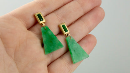 18K Yellow Gold Trapezoid-Style Green Jadeite Jade Drop Earrings | UPC #379800