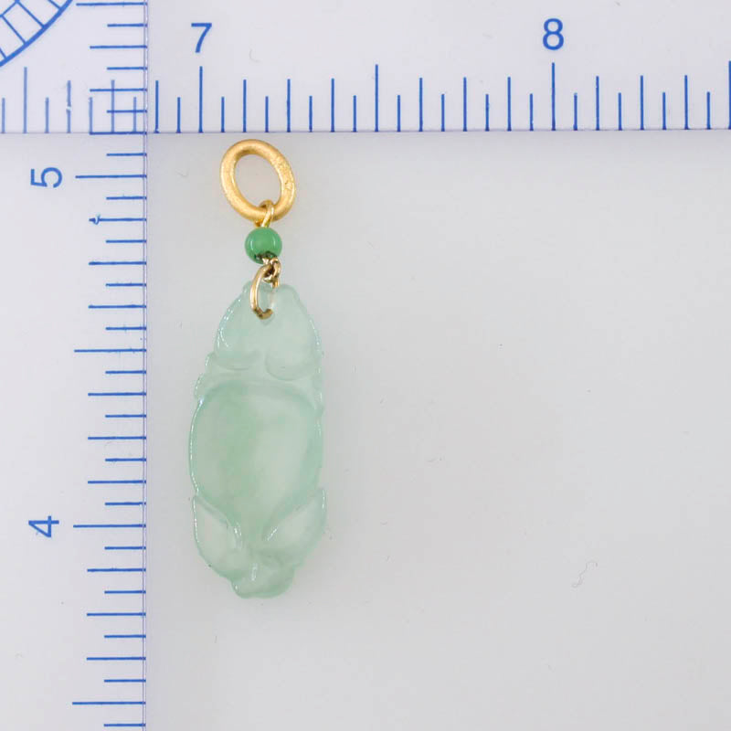 18K YELLOW GOLD WATER JADEITE JADE CARVED FISH PENDANT UPC #391192