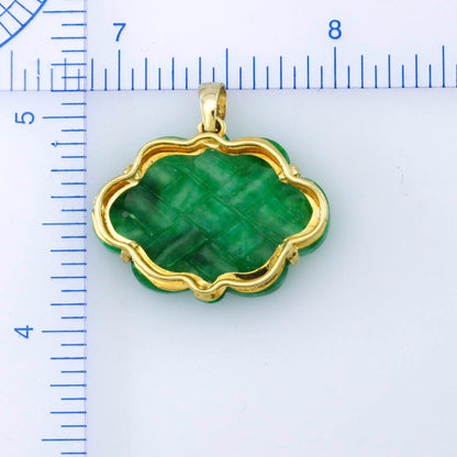ESTATE 18K YELLOW GOLD GREEN JADEITE JADE ENDLESS  KNOT PENDANT UPC #396661