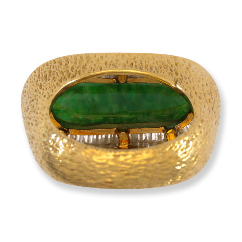 Estate Green Jadeite Jade Saddle Ring in 18K Yellow Gold | UPC #399242