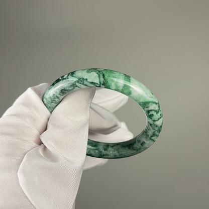 Green Jadeite Jade Cylindrical Bangle 52.0MM | UPC #406933