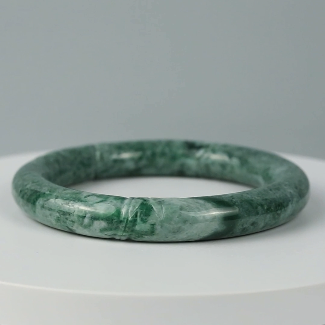 Green Jadeite Jade Carved Cylindrical Bangle 56.5MM | UPC #408142