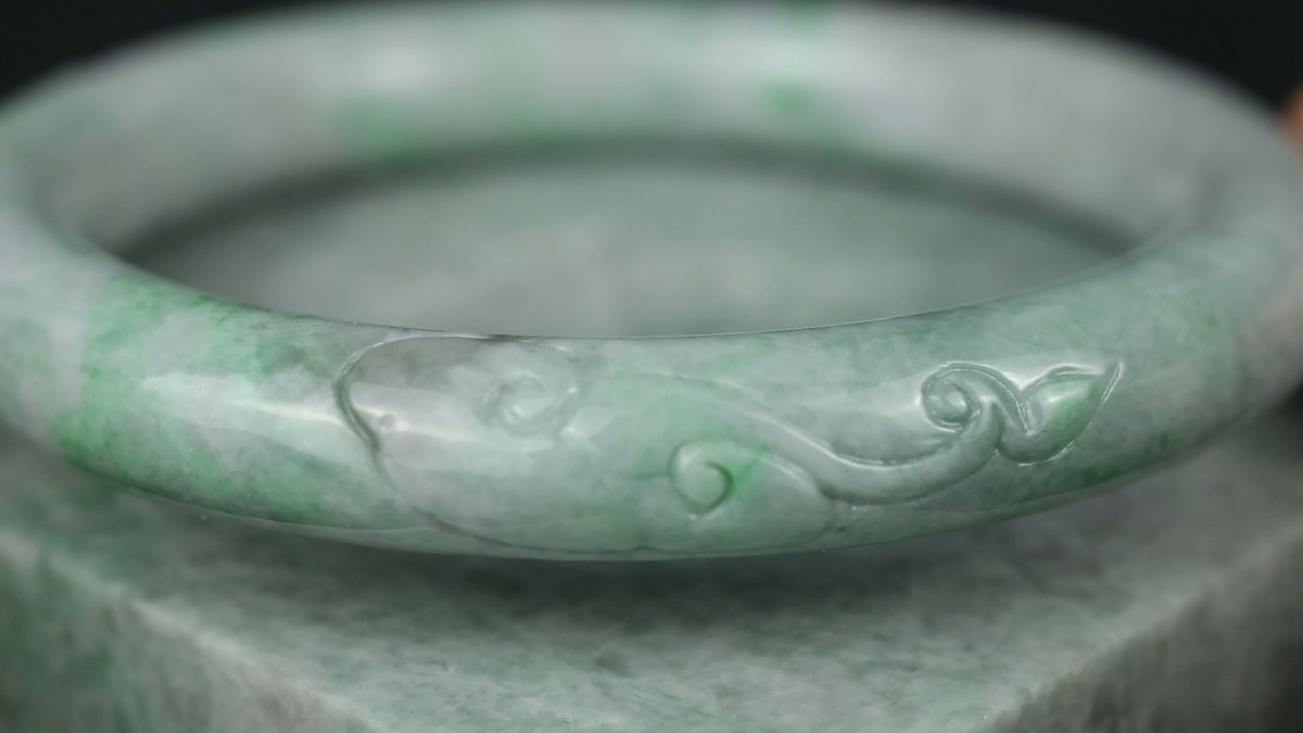 Green Jadeite Jade Carved Cylindrical Bangle 57.8MM | UPC #408210
