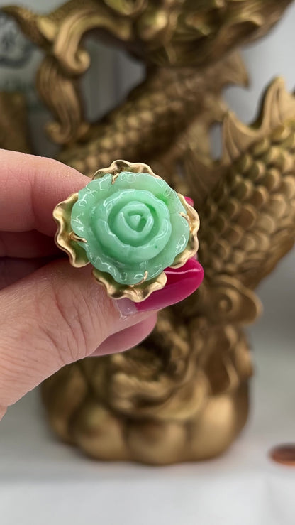14K YELLOW GOLD GREEN JADEITE JADE CARVED FLOWER RING UPC #389953