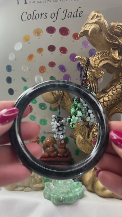 Grey Jadeite Jade Cylindrical Bangle 62.5mm | UPC #320925