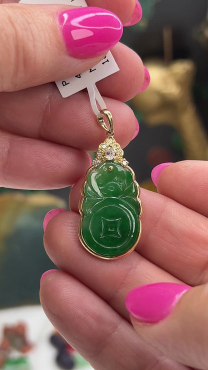Vintage Green Jadeite Jade Carved Bat & Coin 18K Yellow Gold Pendant | UPC #405264