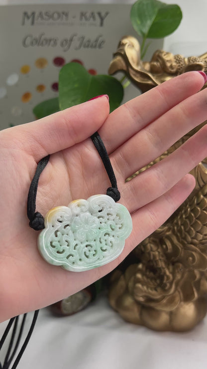 GREEN JADEITE JADE CARVED ADJUSTABLE LOCK NECKLACE UPC #395756