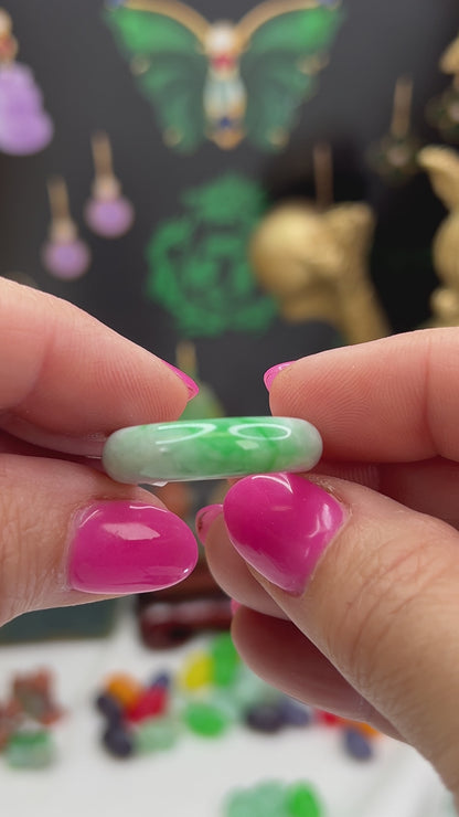 Green Jadeite Jade Band Ring Finger Size 8 | UPC #377196