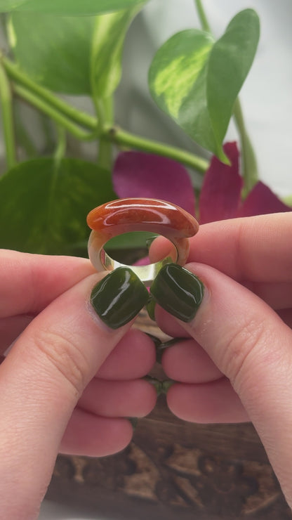 ESTATE 14K YELLOW GOLD RED JADEITE JADE CONTINUOUS BAND SADDLE RING UPC #130937