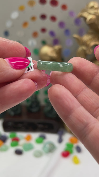 Green Jadeite Jade Band Ring Finger Size 8 | UPC #185913
