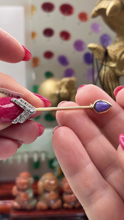 Lavender Jadeite Jade Arrow 18k Yellow Gold Pin | UPC #401082