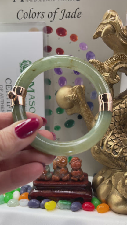 Vintage Green Jadeite Jade Cylindrical Hinge & Clasp 14k Yellow Gold Bangle 61.2MM | UPC #029552
