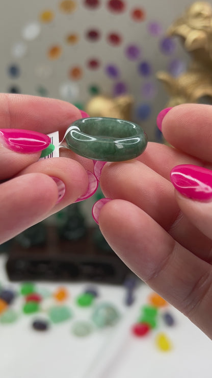 Green Jadeite Jade Band Ring Finger Size 7 | UPC #407237