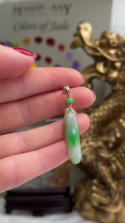 14K YELLOW GOLD GREEN JADEITE JADE CARVED PEA POD PENDANT UPC #341425