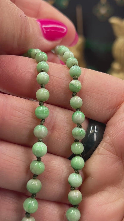 Estate 14K Yellow Gold Green Jadeite Jade Bead Necklace for Women | UPC #021242