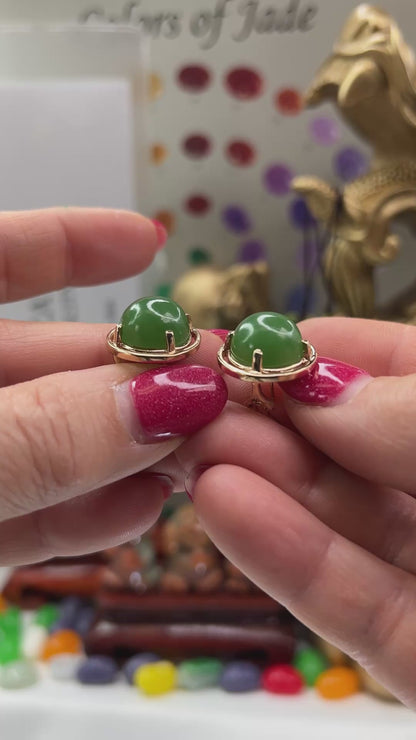 Vintage Green Nephrite Jade Round Stud Earrings in 14K Yellow Gold | UPC #400283