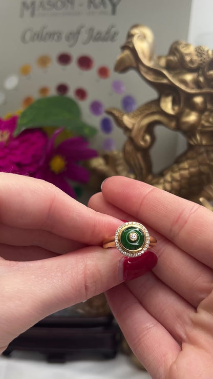 18K YELLOW GOLD GREEN JADEITE JADE AND DIAMOND DISC RING UPC #340008