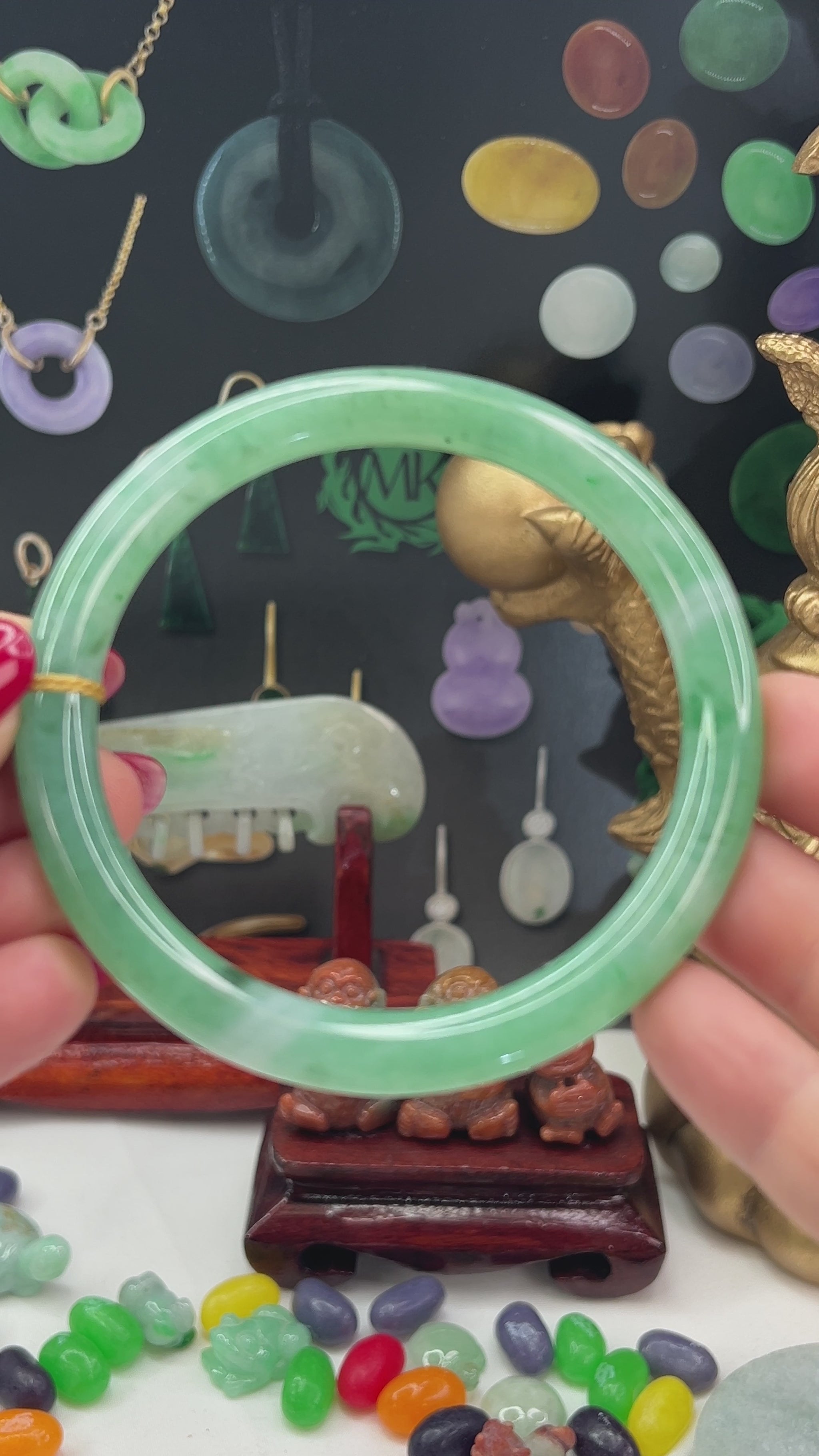 Guatemalan Green Jadeite Jade Cylindrical Bangle 59.5mm Jade Jewelry